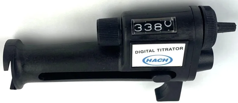 Hach 16900-08 Digital Titrator with SU-DT Sulfite Test Kit for Precise Volumetric Titration