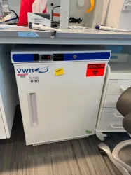 VWR HCUCBI-0404SAD Undercounter Laboratory Refrigerator with Digital Temperature Control, 2 of 3