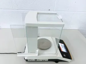 Sartorius Quintix 513-1S Precision Analytical Balance with Internal Calibration, 5 of 7