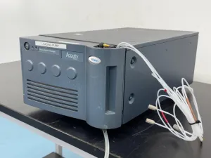 Waters Acquity Binary Solvent Manager for Precise HPLC Solvent Delivery, 2 of 4