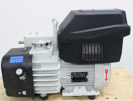 Leybold Sogevac SV65BIFC Oil-Sealed Vacuum Pump 220V 50/60Hz-cover