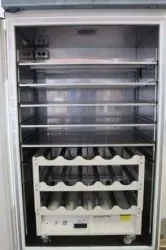Forma Scientific Model 3923 Incubator with Three-Tier Cell Roller Base, 2 of 3