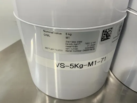 METTLER TOLEDO 5 kg Nominal Calibration Weight Set, Model 30406482, Set of 5