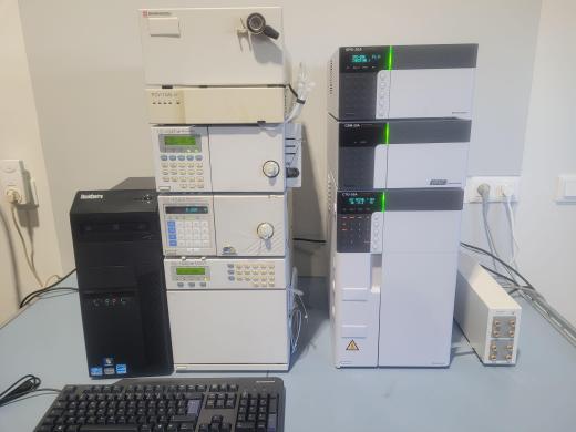 SHIMADZU 20A and 10A HPLC Module Set-cover