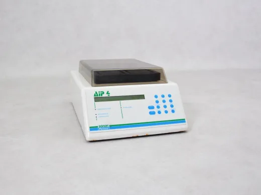 Sanofi AiP 4 Shaking Incubator for 96-Well Plates