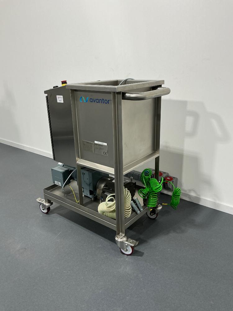 Avantor 50L Single Jacketed Stainless Steel Container with Integrated Pump and Control Panel