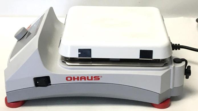Ohaus Guardian 5000 Digital Hot Plate with 7" x 7" Plate-cover