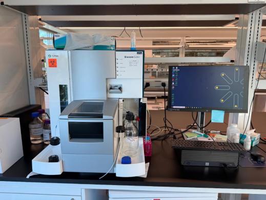 Cytiva Biacore S200 Surface Plasmon Resonance Biomolecular Interaction Analyzer-cover