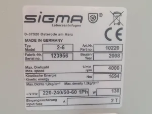 SIGMA 2-6 Benchtop Centrifuge with Free-Swivel Rotor 11030, 8 of 8