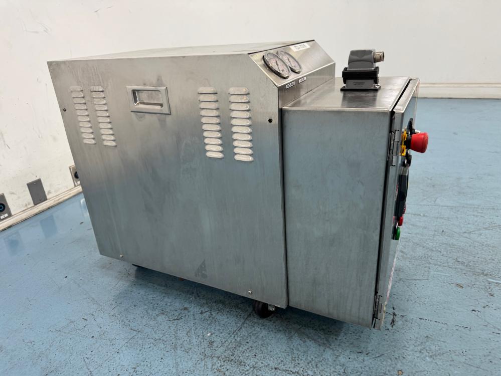 Mokon DT4309AHY01 Industrial Temperature Control Unit for Fluid Regulation