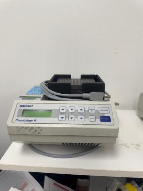 Eppendorf Thermomixer R Microplate Shaker-cover