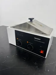 Precision Molecular Biology Water Bath for Controlled Temperature Applications, 2 of 4