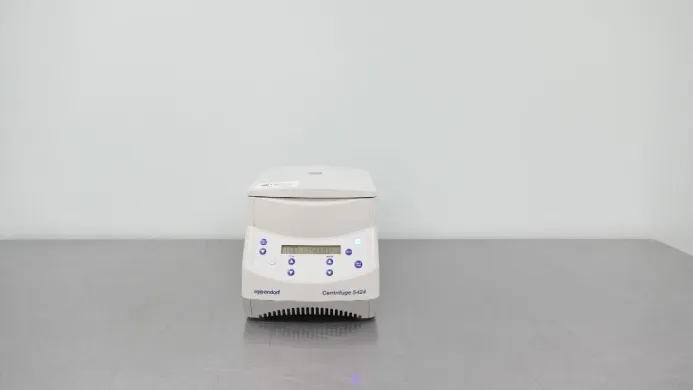 Eppendorf 5424 Benchtop Microcentrifuge with 24-Place Fixed-Angle Rotor