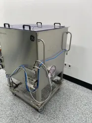 GE Xcellerex XDUO 500 Single-Use Bioreactor System with Touchscreen Control, 2 of 4
