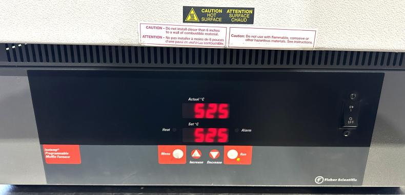 Fisher Scientific Isotemp 650-126 Programmable Muffle Furnace 1.26 Cu-Ft Capacity-cover