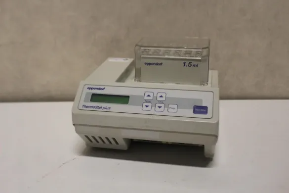 Eppendorf ThermoStat plus Heating Block with Precise Temperature Control for 24x 1.5 ml Tubes