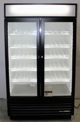 True GDM-43-HC TSL01 Commercial Glass Door Refrigerated Merchandiser 40.6 Cu Ft LED Lighting