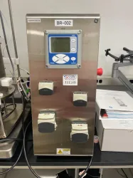 GE XDR-10 Master Max Single-Use Stirred-Tank Bioreactor System, 2 of 4