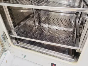 Sanyo MCO-17AI CO2 Incubator, 16 of 18