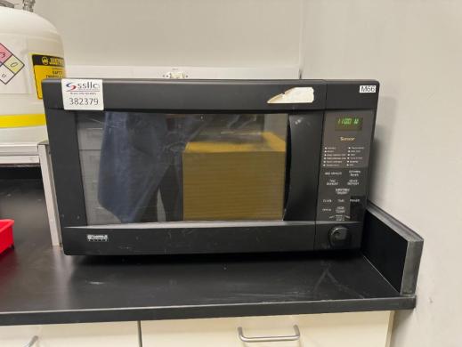 Kenmore Elite 565.60589990 Countertop Microwave Oven with Sensor Cooking-cover