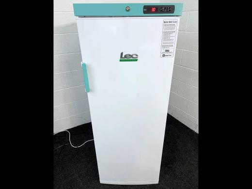 Lec LSR288UK Upright Laboratory Refrigerator with 288L Capacity, +2°C to +10°C Temperature Range-cover