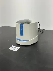 VWR PCR Plate Spinner Benchtop Centrifuge for Molecular Biology Applications, 2 of 4