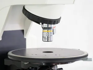 Nikon Eclipse E400 Compound Light Microscope for Biological and Medical Imaging, 3 of 10