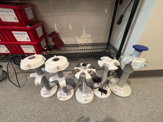 Pipette Stands Quantity 5-cover