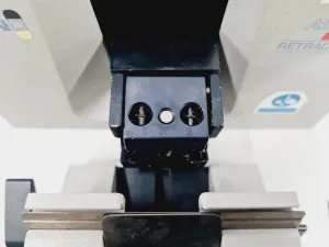 Shandon AS325 Rotary Microtome for Precise Tissue Sectioning, 10 of 13