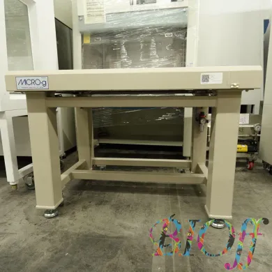 Kurashiki Kako 71-1007-2130 MICRO-g Vibration Isolation Table W108×D80×H76cm