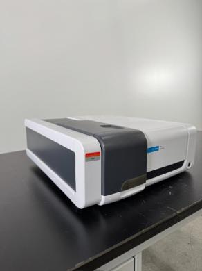 Agilent Cary 60 UV-Vis Spectrophotometer with Standard Cuvette Holder-cover