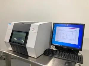 Agilent AriaDX Real-Time PCR Thermocycler with 96-Well Thermal Block, 3 of 4