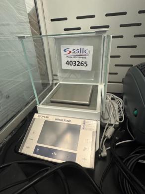 Mettler Toledo XS1003S Analytical Balance with 1010g Capacity and 1mg Readability-cover