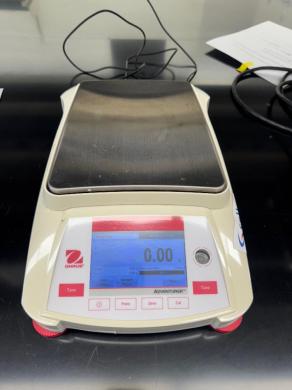 OHAUS Adventurer AX2202 Precision Digital Laboratory Scale-cover