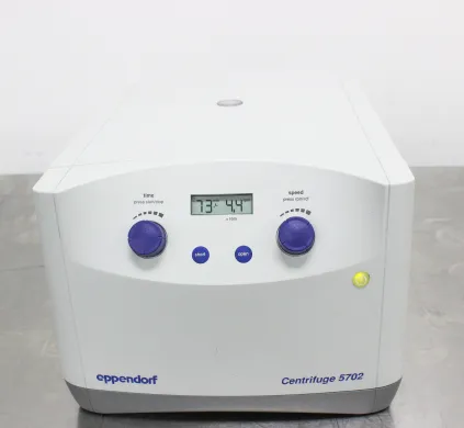 Eppendorf Centrifuge 5702 Benchtop Low-Speed Clinical and Cell Culture Centrifuge