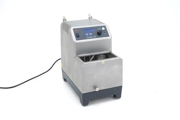 Huber Ministat 125 CC125 Refrigerated Circulating Chiller Thermostat, -25 to +150 °C-cover