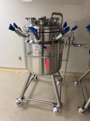 Holloway America 30 Gallon Stainless Steel Pressure and Vacuum Vessel, Model 30Gal-cover