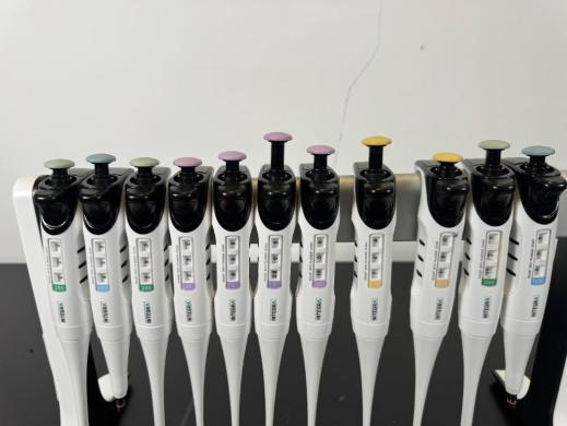 INTEGRA Biosciences Single Channel Electronic Pipettes – Pack of 11 with Stand-cover