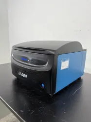 Li-Cor Odyssey DLx Near-Infrared Fluorescence Imager for Quantitative Molecular Imaging, 2 of 4