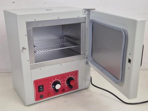 Genlab MINO/6 Compact Laboratory Drying Oven 6L Capacity-cover