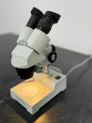 Amscope Stereo Microscope for Laboratory and Research Applications, 2 of 4