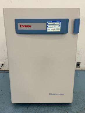 Thermo Scientific Forma Series 3 Model 4110 Water Jacketed CO2 Incubator for Cell Culture-cover