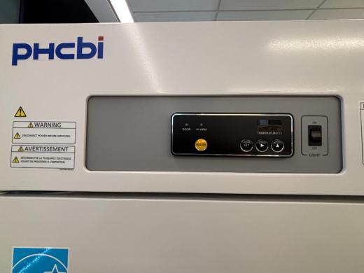 PHCBI MPR-1412R-PA Pharmaceutical Refrigerator-cover