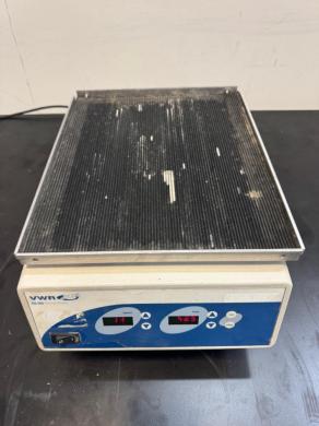 VWR DS-500 Orbital Shaker-cover