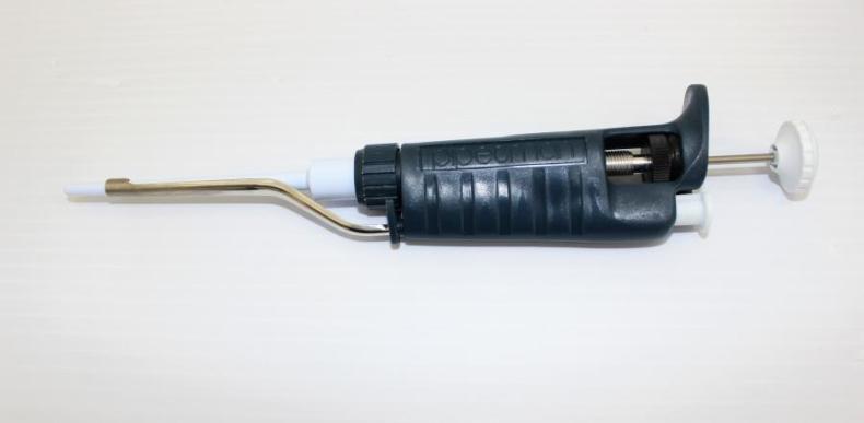 Gilson P200 Pipetman Manual Adjustable Volume Air-Displacement Micropipette-cover