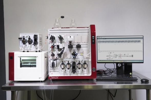 GE AKTA Pure 25 L Fast Protein Liquid Chromatography System-cover