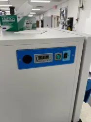 Benchmark SureTemp Bi-Convection Incubator Model H2505-40 with Digital Controls, 3 of 4