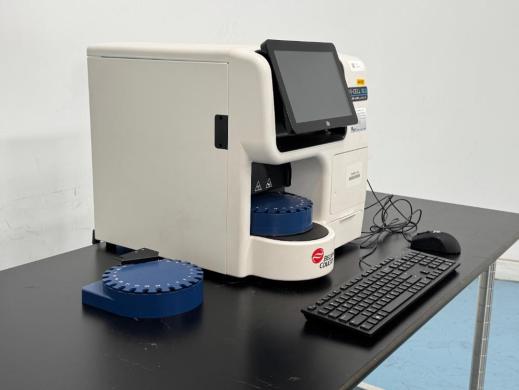 Beckman Coulter Vi-Cell BLU Automated Cell Viability Analyzer with Sample Carousel-cover