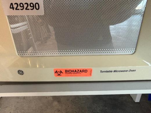 GE Tumtable Microwave Oven-cover