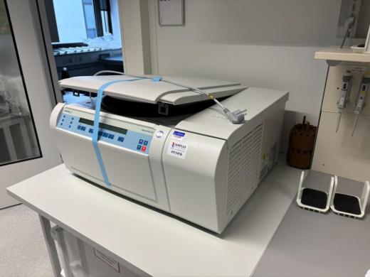 VWR Mega Star 4.0R Refrigerated Benchtop Centrifuge for Advanced Sample Processing-cover